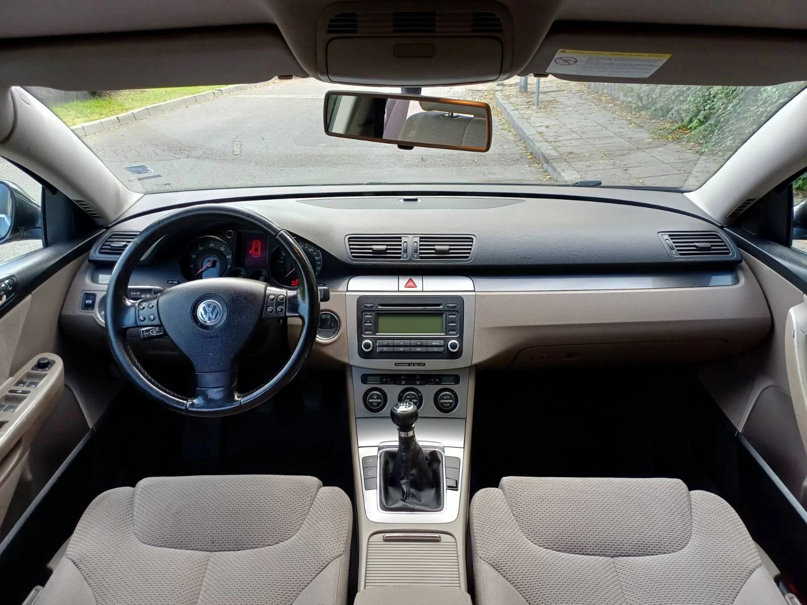 VW Passat 2.0 FSI Comfortline - изображение 9