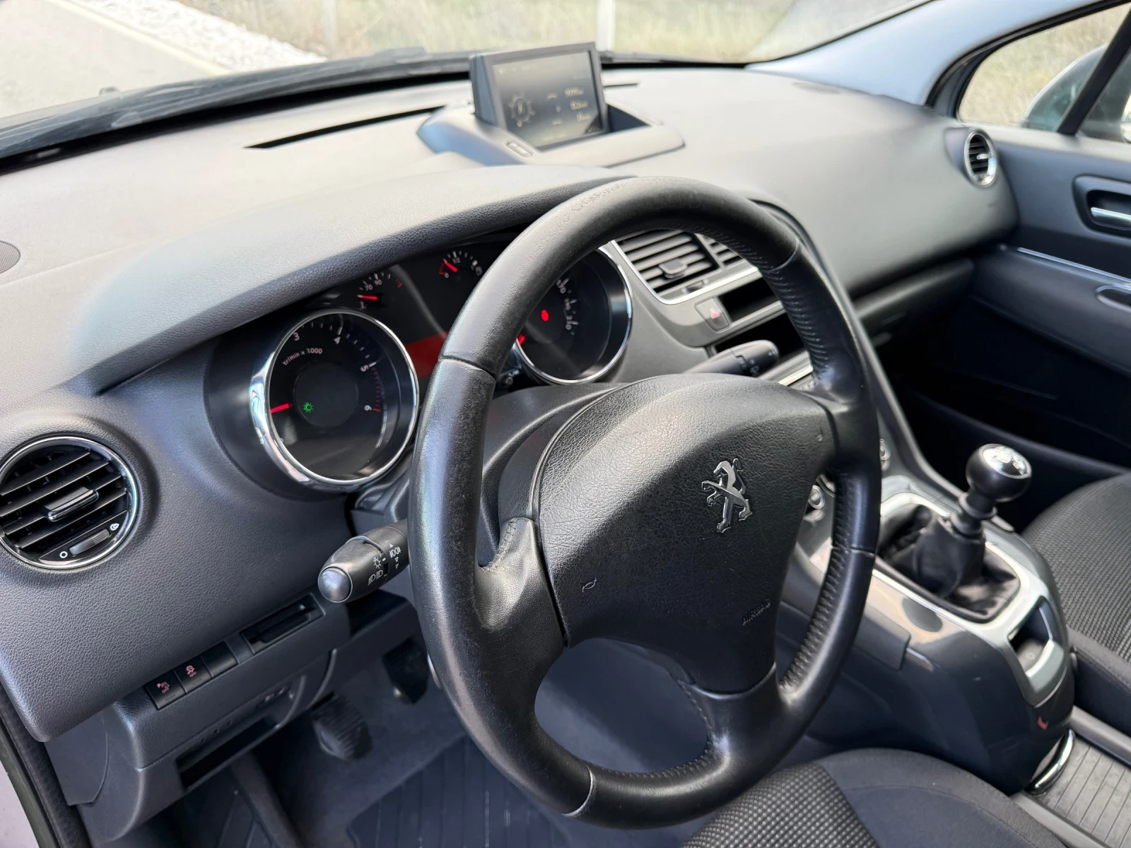 Peugeot 5008 1.6 HDI / FACELIFT / LED / 6+ 1 / NAVI / PARKTRONI | Mobile.bg � ����������� 10