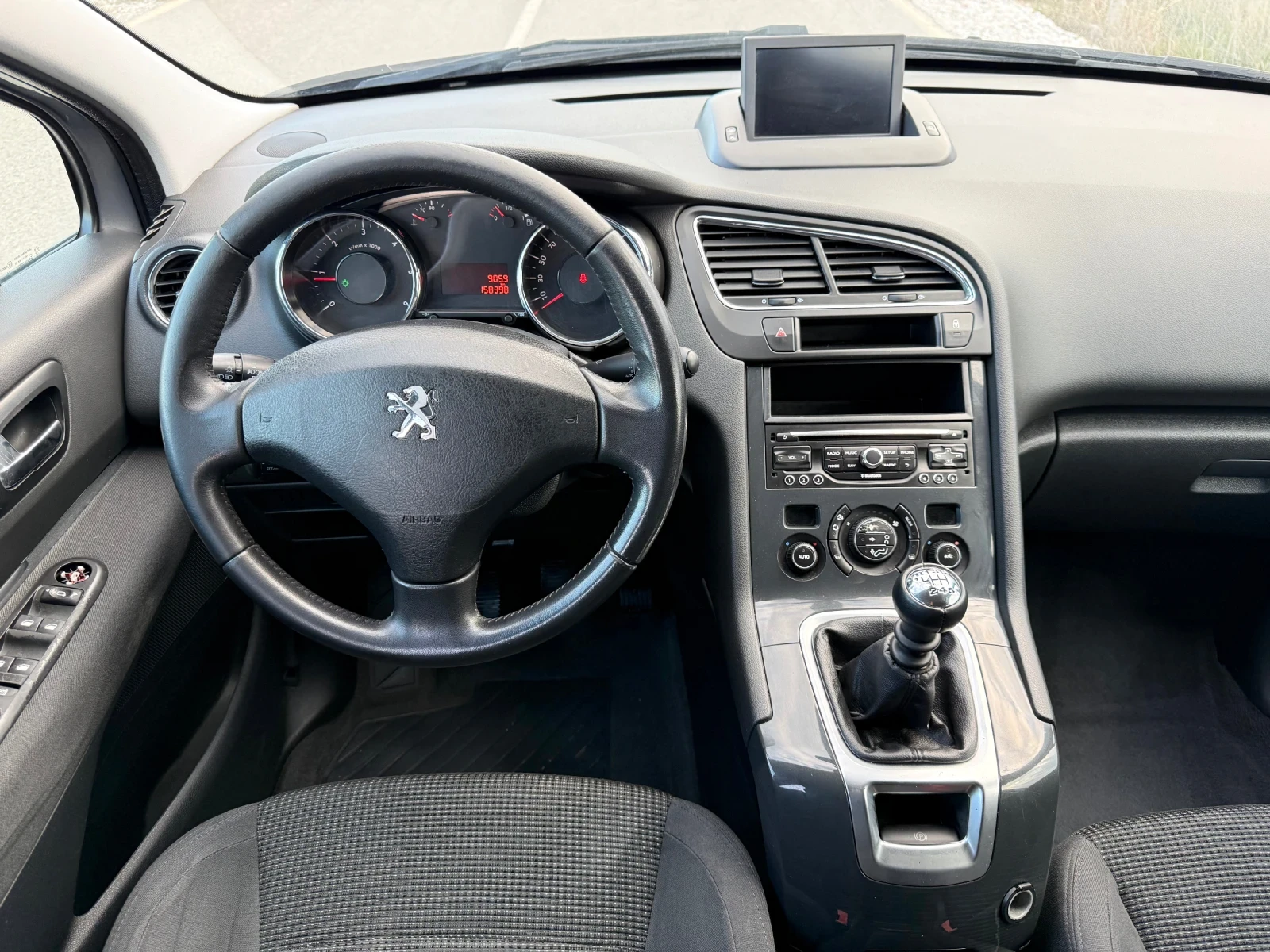 Peugeot 5008 1.6 HDI / FACELIFT / LED / 6+ 1 / NAVI / PARKTRONI | Mobile.bg � ����������� 9
