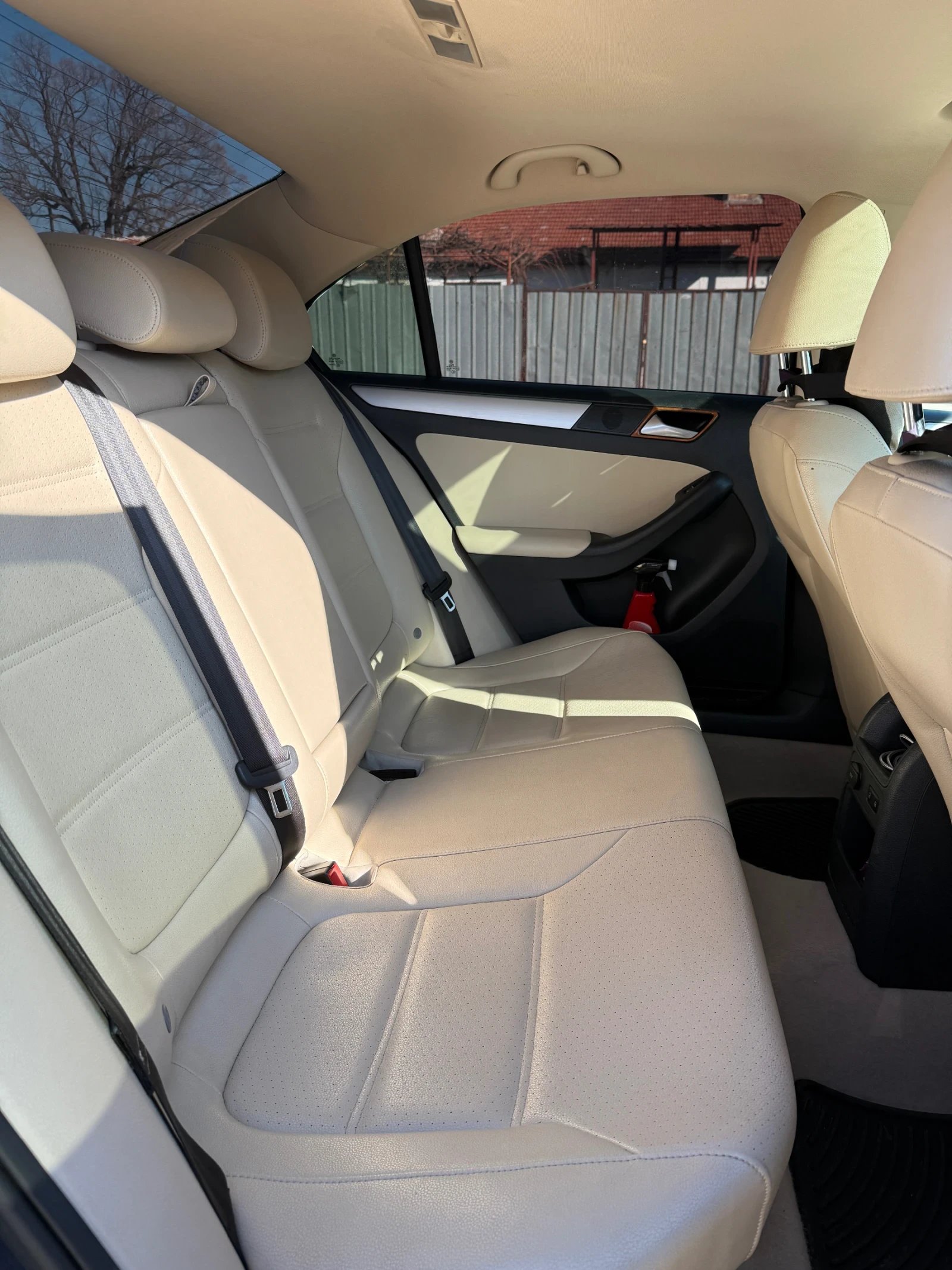 VW Jetta, снимка 2 - Автомобили и джипове - 53935021