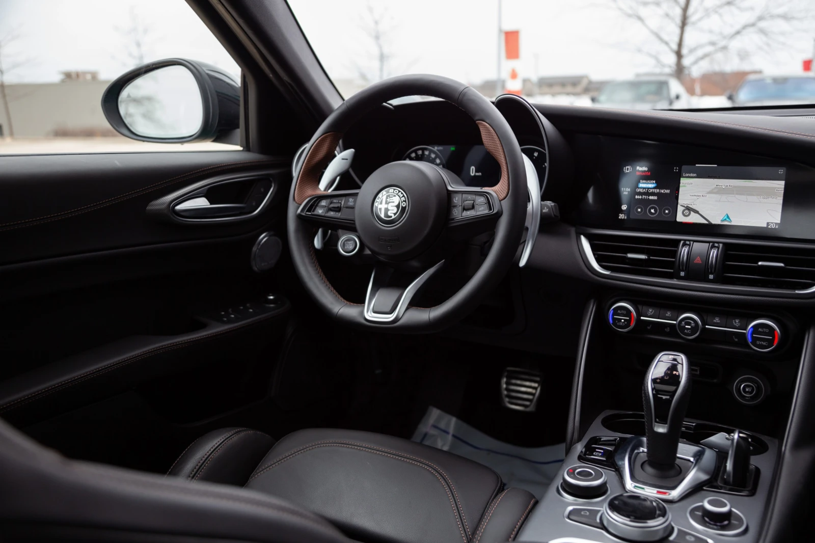 Alfa Romeo Giulia Intensa AWD АвтоКредит (ЦЕНА ДО БГ), снимка 9 - Автомобили и джипове - 53989742