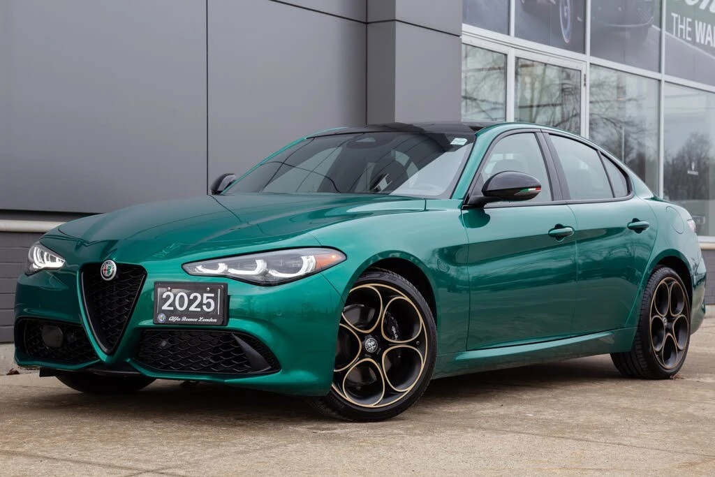 Alfa Romeo Giulia Intensa AWD АвтоКредит (ЦЕНА ДО БГ) | Auto.bg — изображение 1