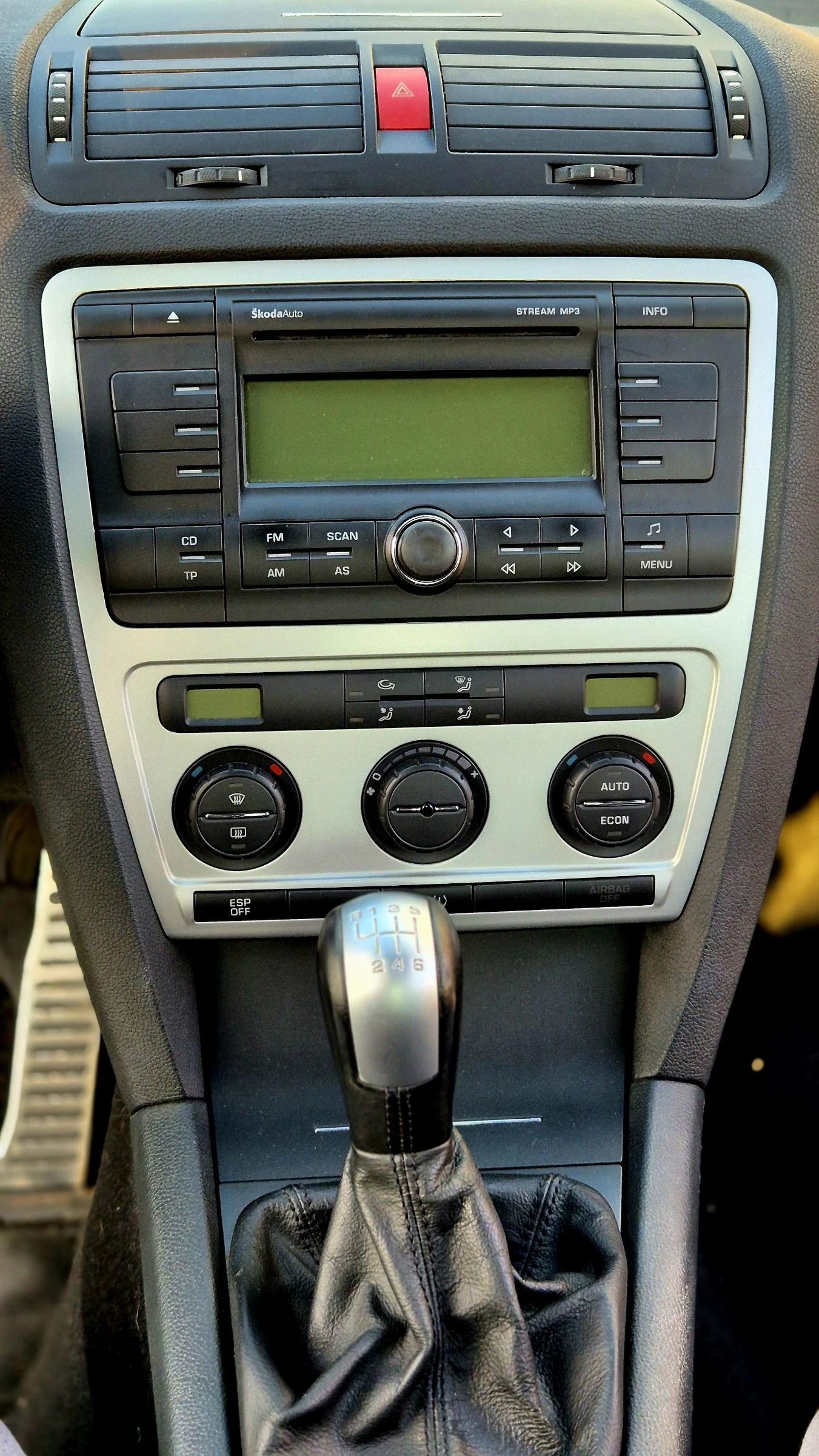 Skoda Octavia 2.0 VRS stage 2, снимка 9 - Автомобили и джипове - 54102131