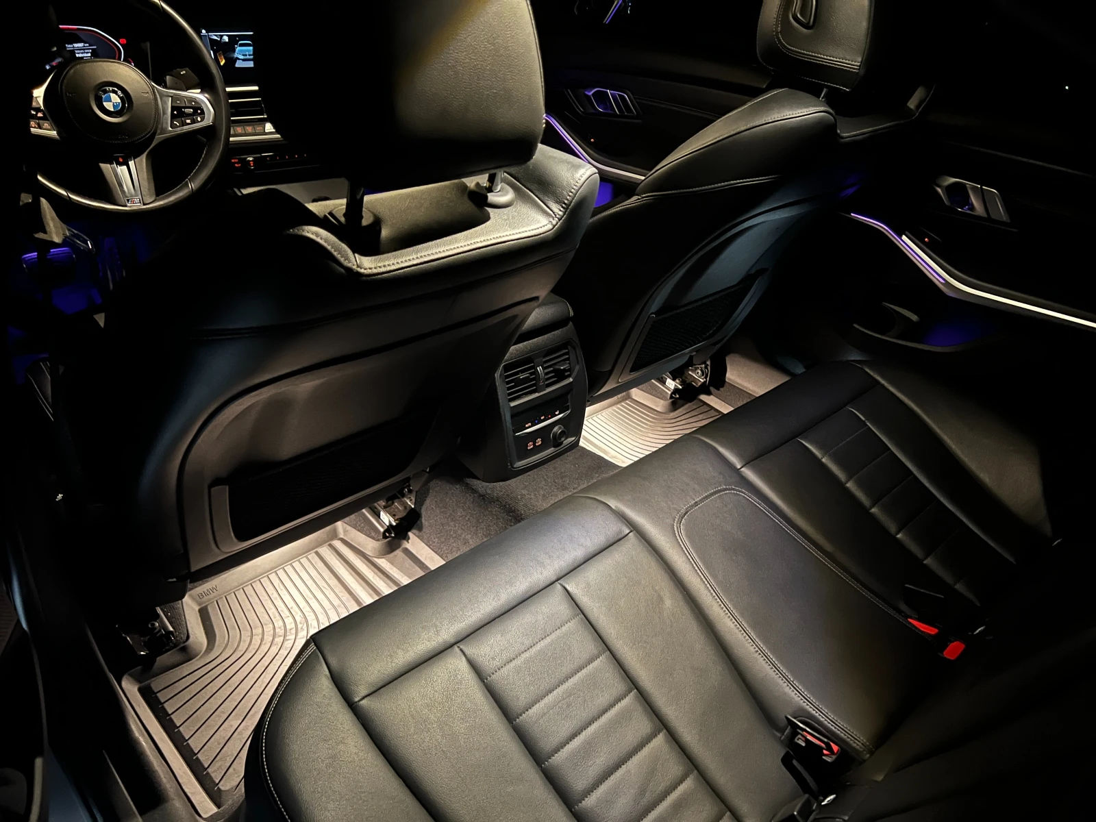 BMW 330, снимка 11 - Автомобили и джипове - 54140242