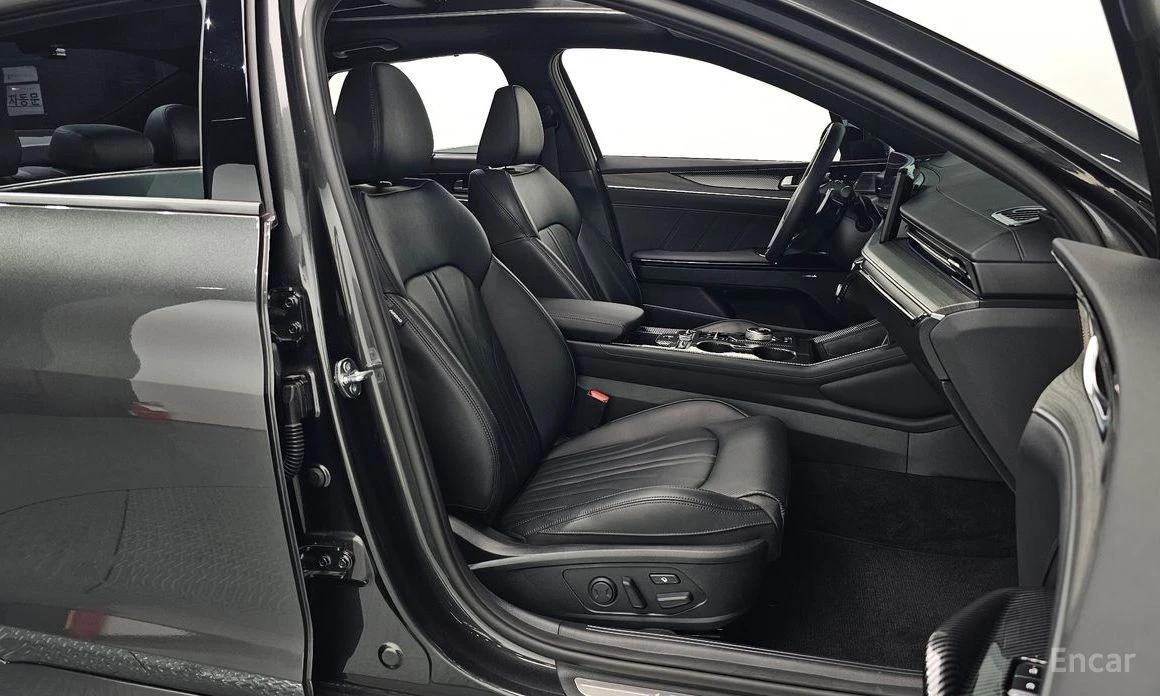 Kia K5, снимка 10 - Автомобили и джипове - 54359554