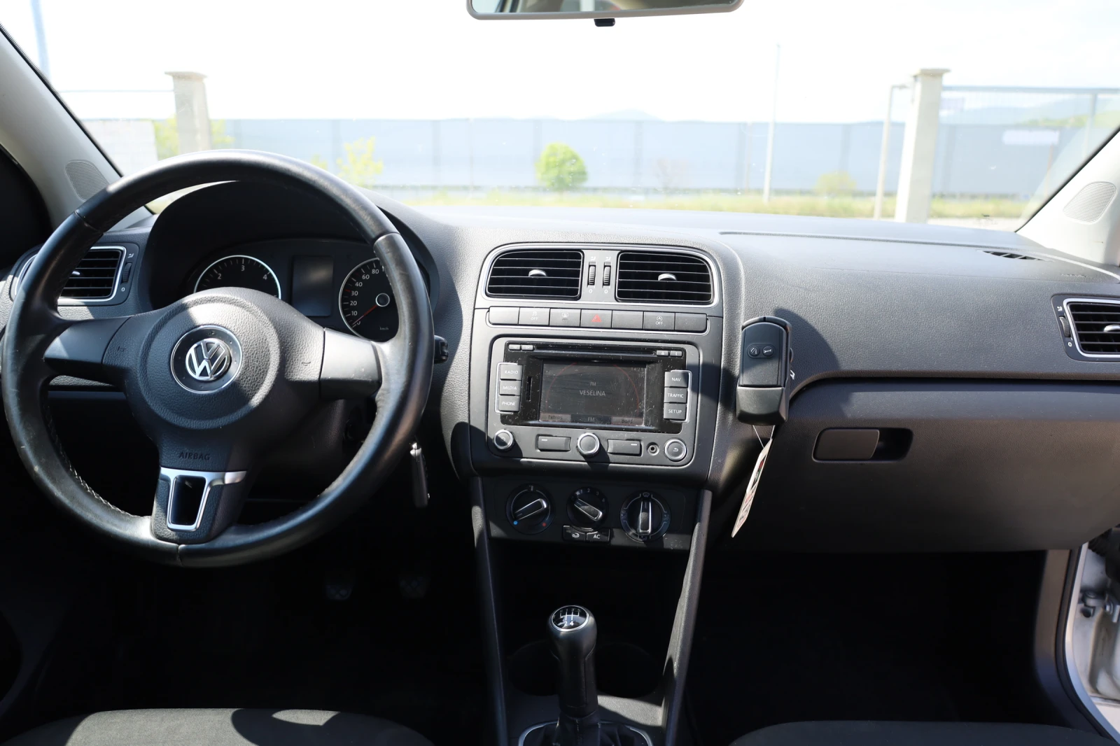 VW Polo 1.2 Бензин, снимка 7 - Автомобили и джипове - 54476098
