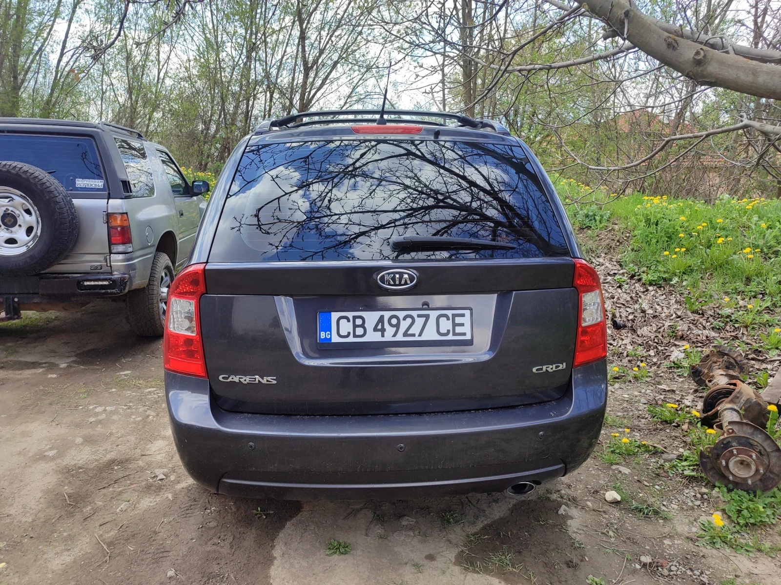Kia Carens 2.0crdi, снимка 5 - Автомобили и джипове - 54601085