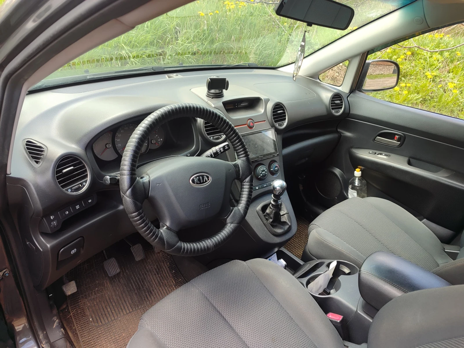 Kia Carens 2.0crdi, снимка 2 - Автомобили и джипове - 54601085