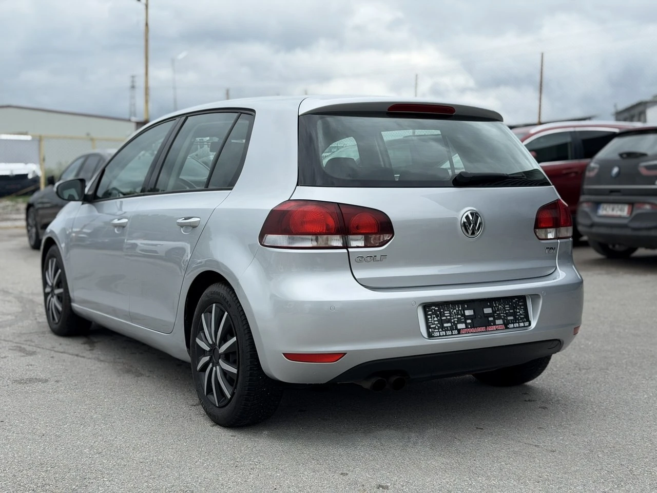 VW Golf 2.0TDI, снимка 4 - Автомобили и джипове - 54652565