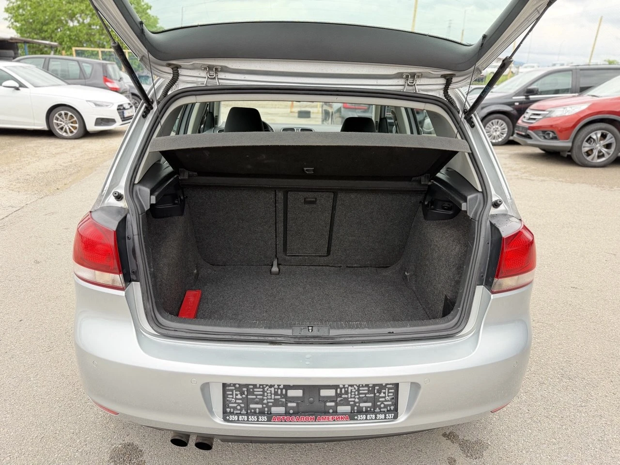 VW Golf 2.0TDI, снимка 17 - Автомобили и джипове - 54652565