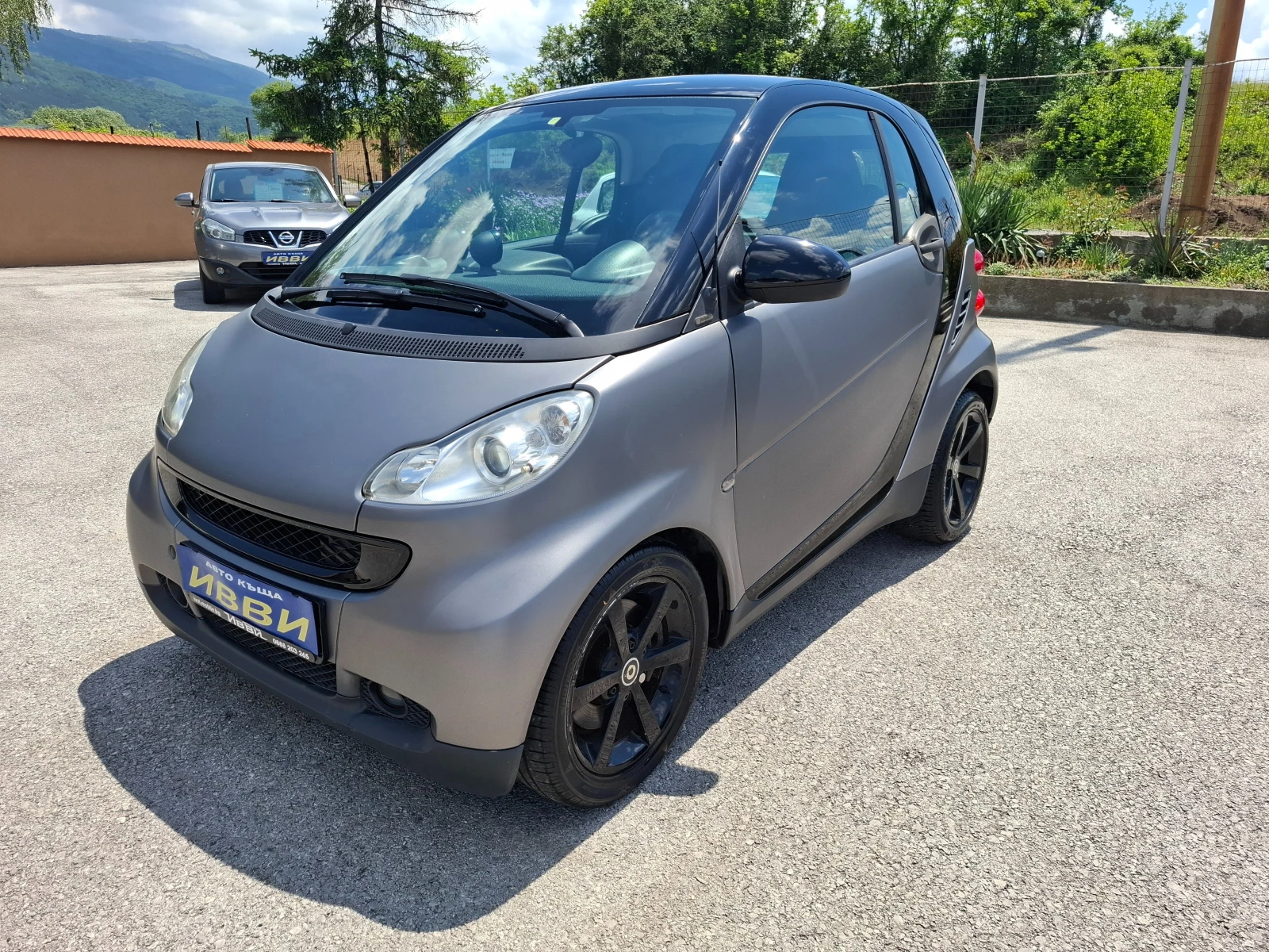 Smart Fortwo 1.0i COUPE, снимка 13 - Автомобили и джипове - 54833977