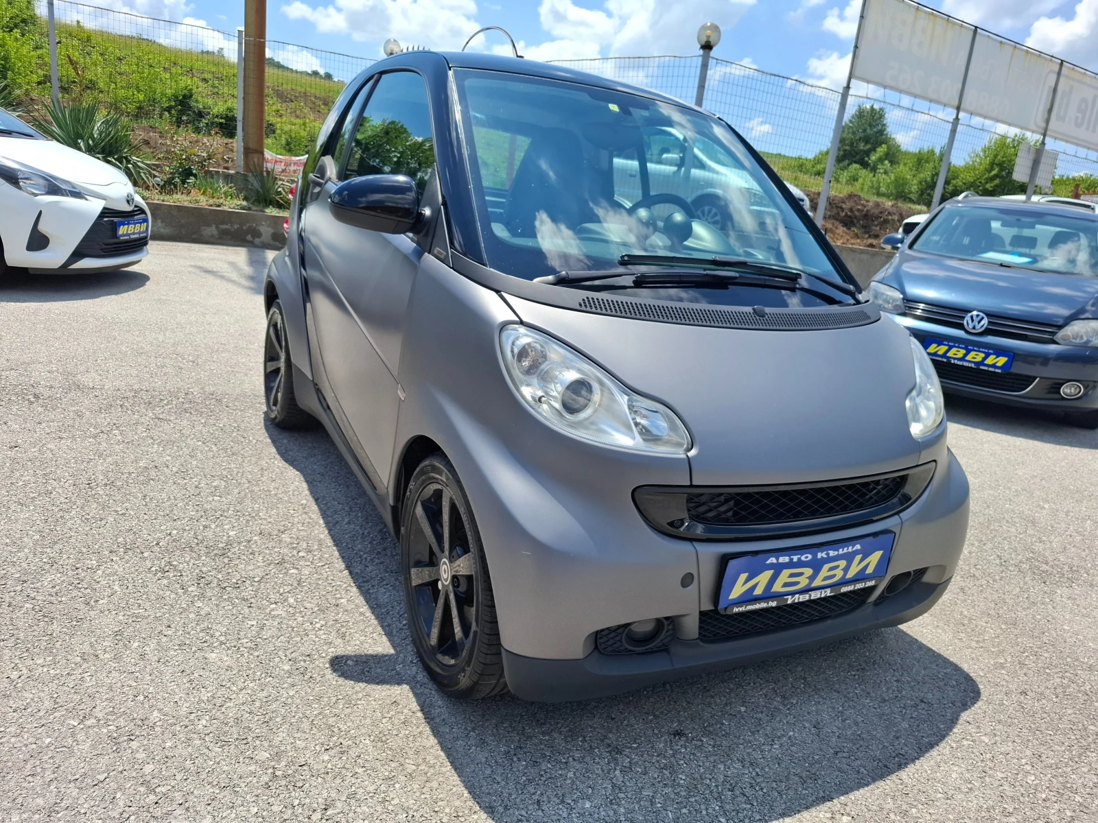 Smart Fortwo 1.0i COUPE, снимка 2 - Автомобили и джипове - 54833977