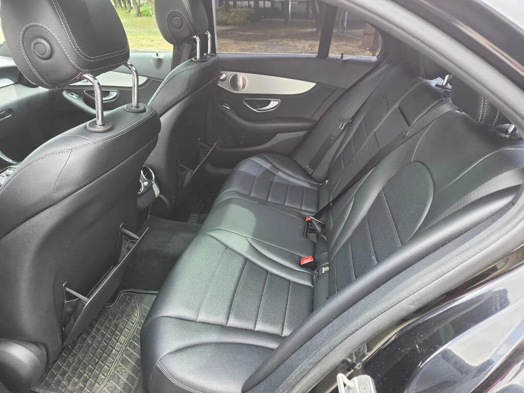 Mercedes-Benz C 400 AMG* PACK* BURMESTER* ПОДГРЕВ* КАМЕРА* КЕЙЛЕС* , снимка 14 - Автомобили и джипове - 54969155