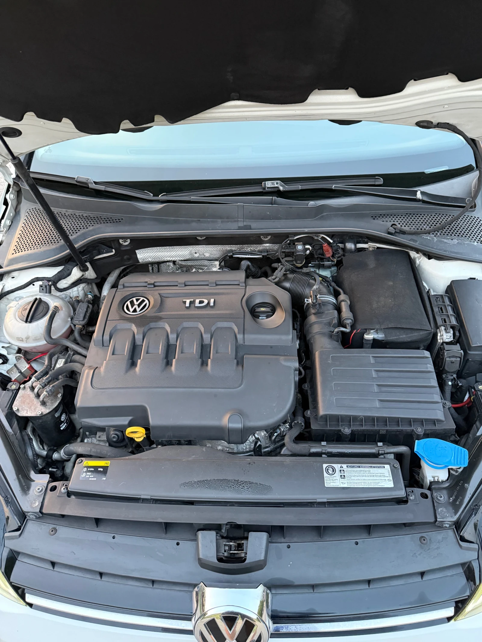 VW Golf, снимка 13 - Автомобили и джипове - 54972225