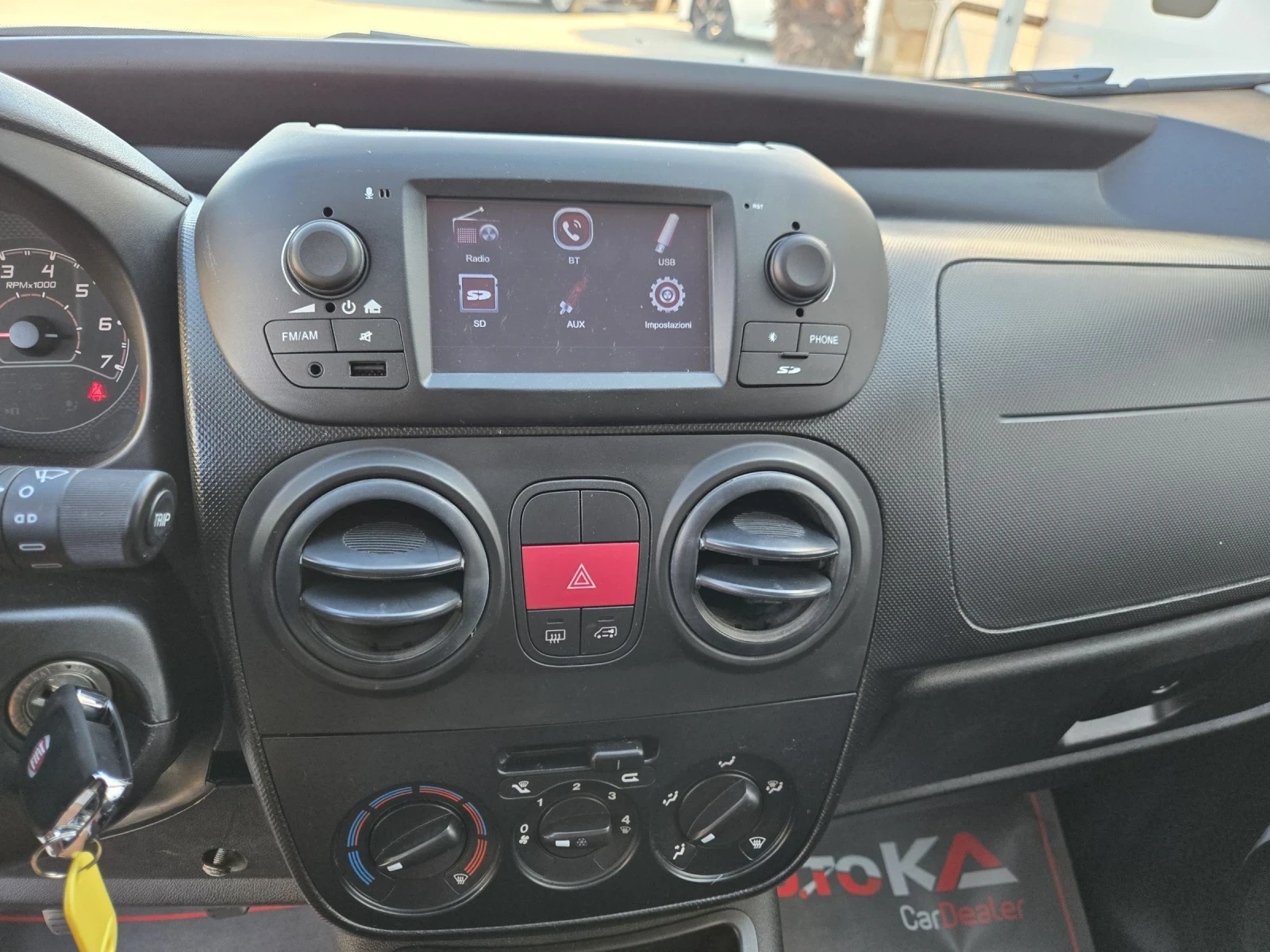Fiat Fiorino 1.3Multijet-95кс= FACE= 160.000km= PROFESSIONAL, снимка 13 - Автомобили и джипове - 55105398