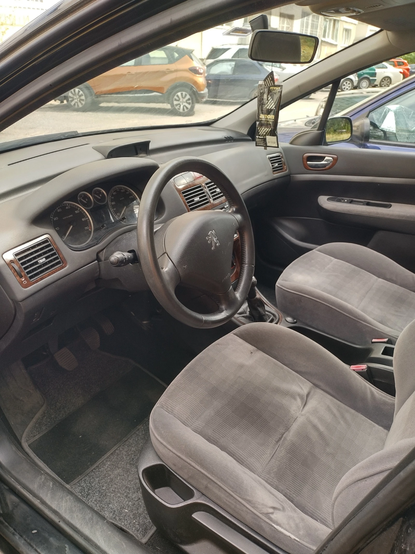 Peugeot 307 1.6, снимка 9 - Автомобили и джипове - 55207900