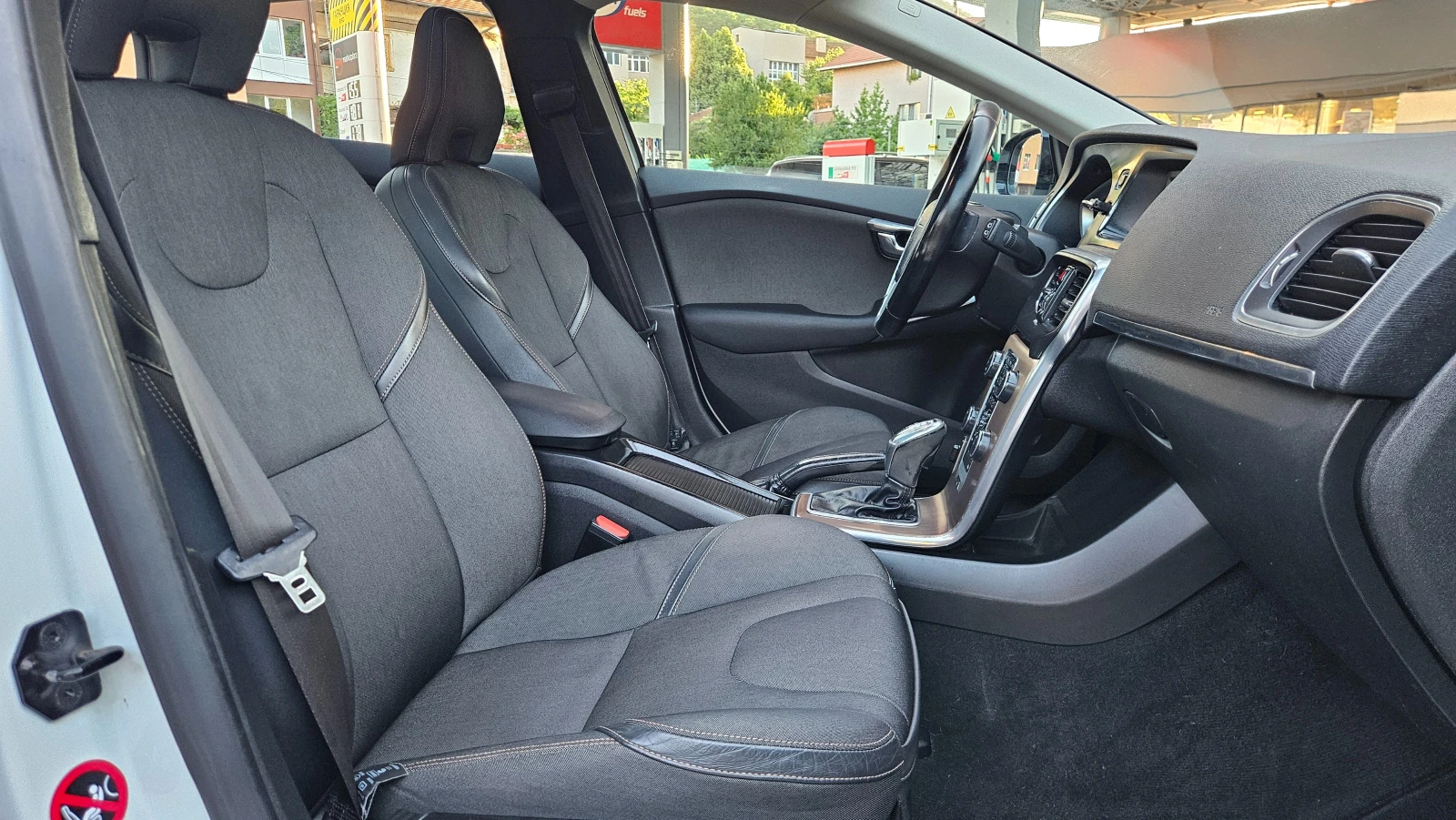 Volvo V40 Cross Country D3 AVTOMAT/TOP SUSTOQNIE, снимка 12 - Автомобили и джипове - 55503350