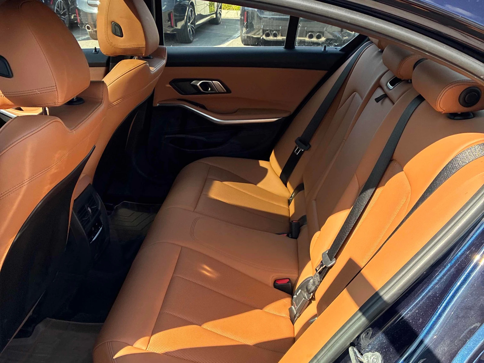BMW 330 е xDrive * CARFAX * ОПЦИЯ ЗА ФИНАНСИРАНЕ, снимка 15 - Автомобили и джипове - 55824654