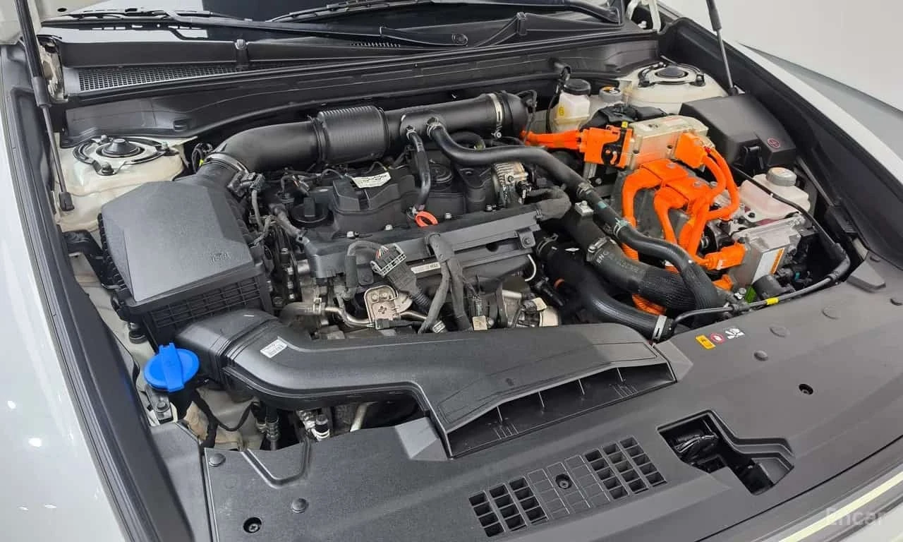 Hyundai Grandeur * Premium * 1.6 Hybrid * Keyless * Камера * , снимка 17 - Автомобили и джипове - 56228389