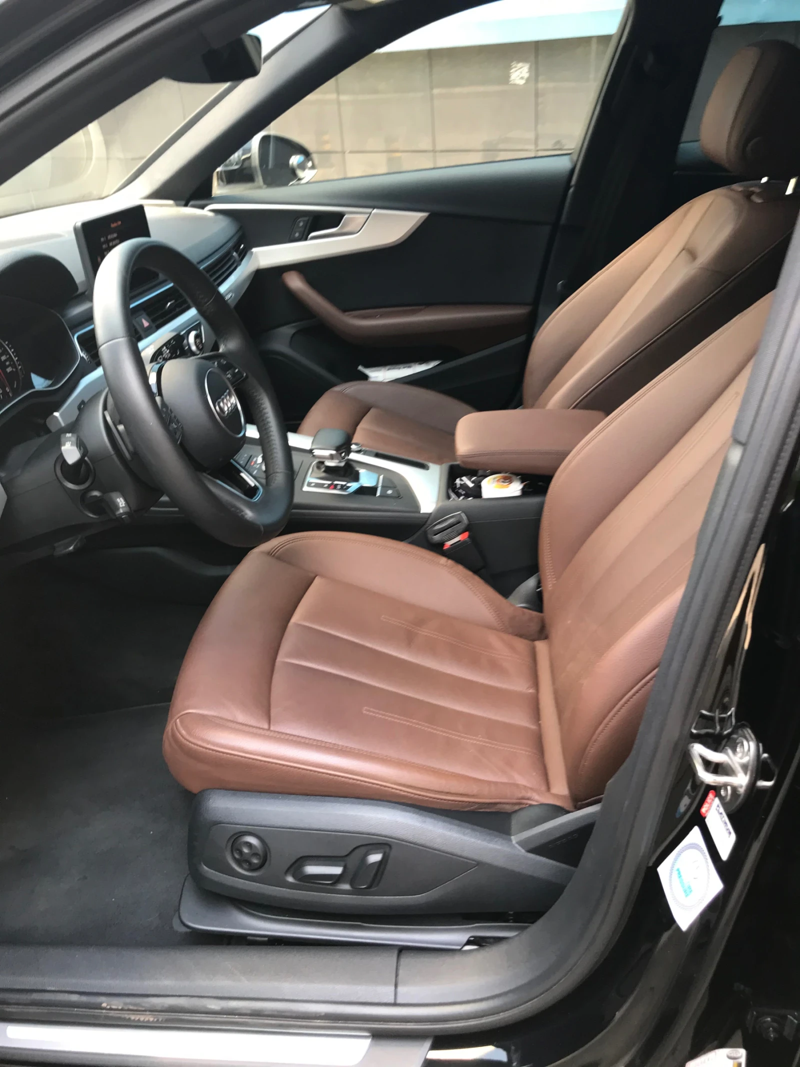 Audi A4 2.0TFSI, снимка 5 - Автомобили и джипове - 56325724