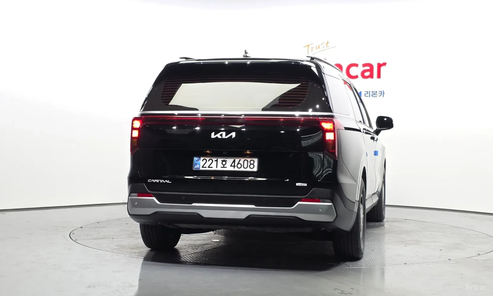 Kia Carnival ������\���������\������ ����� | Mobile.bg � ����������� 4