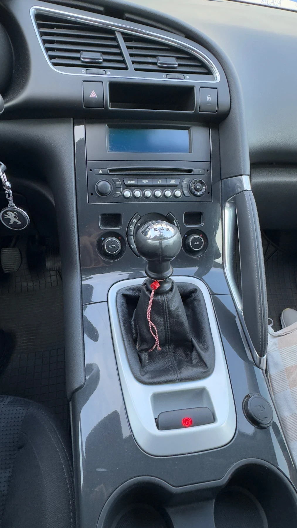 Peugeot 3008 1.6T | Mobile.bg � ����������� 12