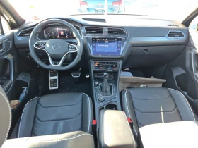 VW Tiguan Highline R Line / 360 / Fender / Обдухване /carfax, снимка 17