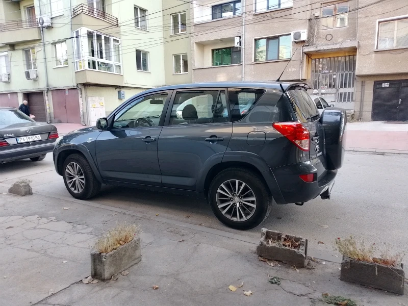 Toyota Rav4 2.2 D.4x4, снимка 3 - Автомобили и джипове - 47451815