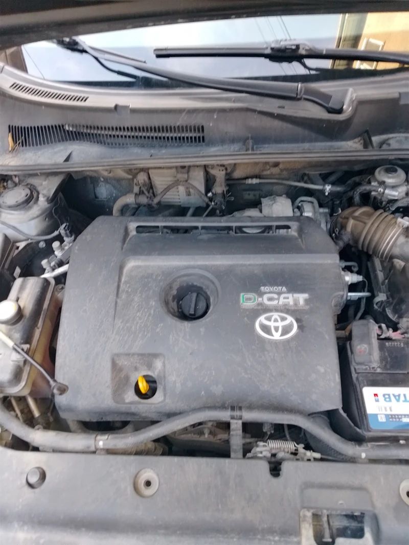 Toyota Rav4 2.2 D.4x4, снимка 9 - Автомобили и джипове - 47451815