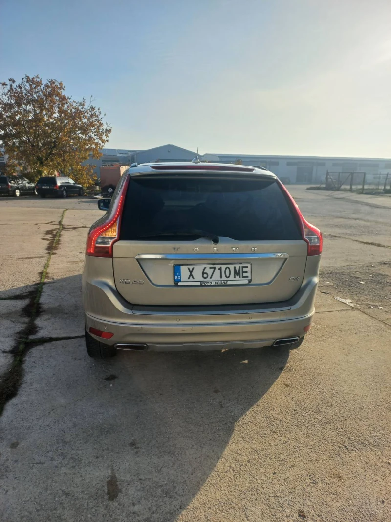 Volvo XC60, снимка 4 - Автомобили и джипове - 52511383
