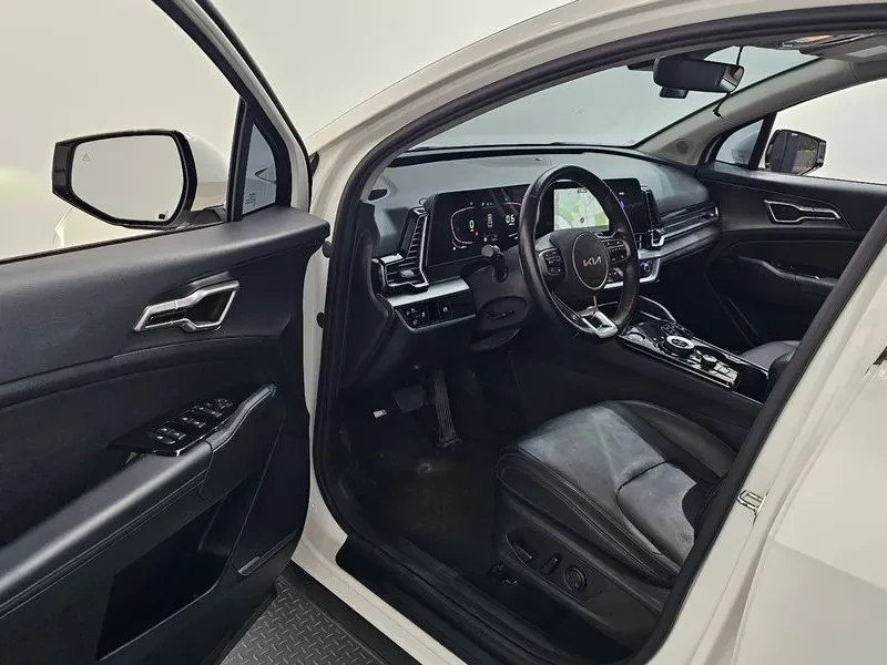 Kia Sportage LPG 2.0 2WD, снимка 10 - Автомобили и джипове - 56730256
