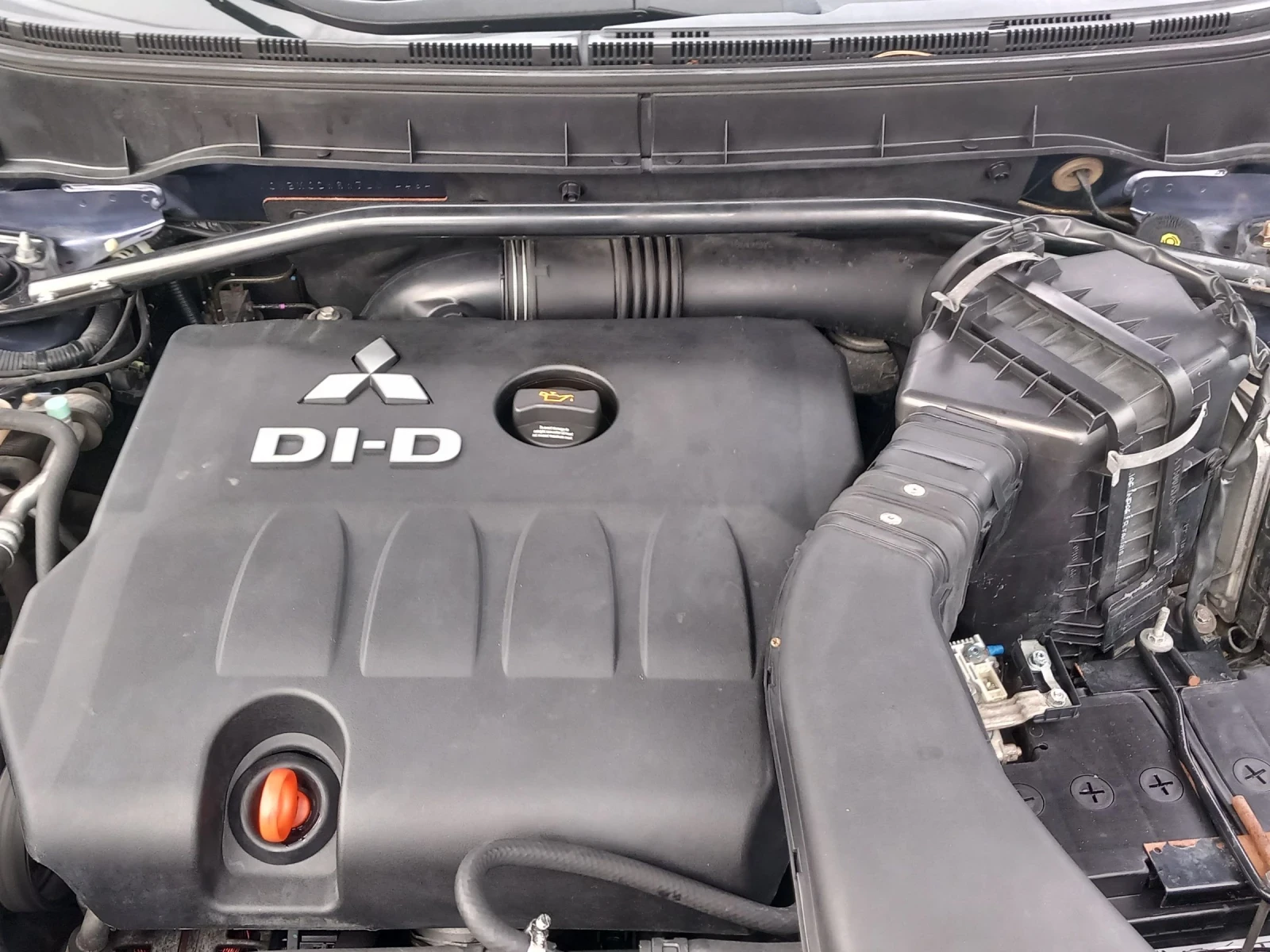 Mitsubishi Outlander 2.0 Tdi 140 ks 4x4 6sk | Mobile.bg   14