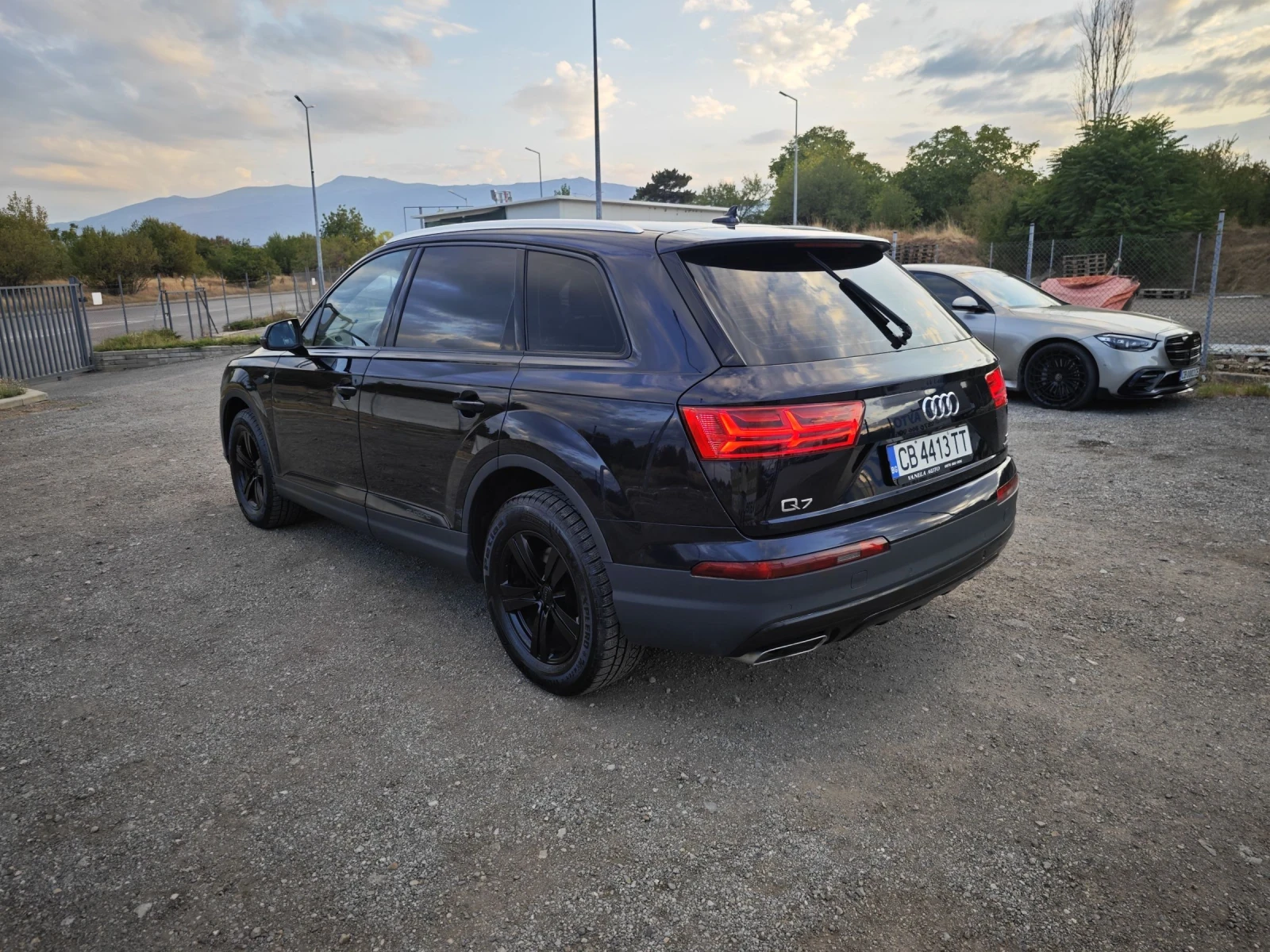 Audi Q7 Sline  - изображение 7