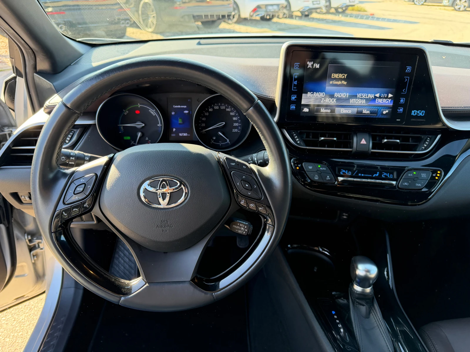 Toyota C-HR 1.8h 122к.с Кожа Luxury FULL Гаранция  - изображение 9