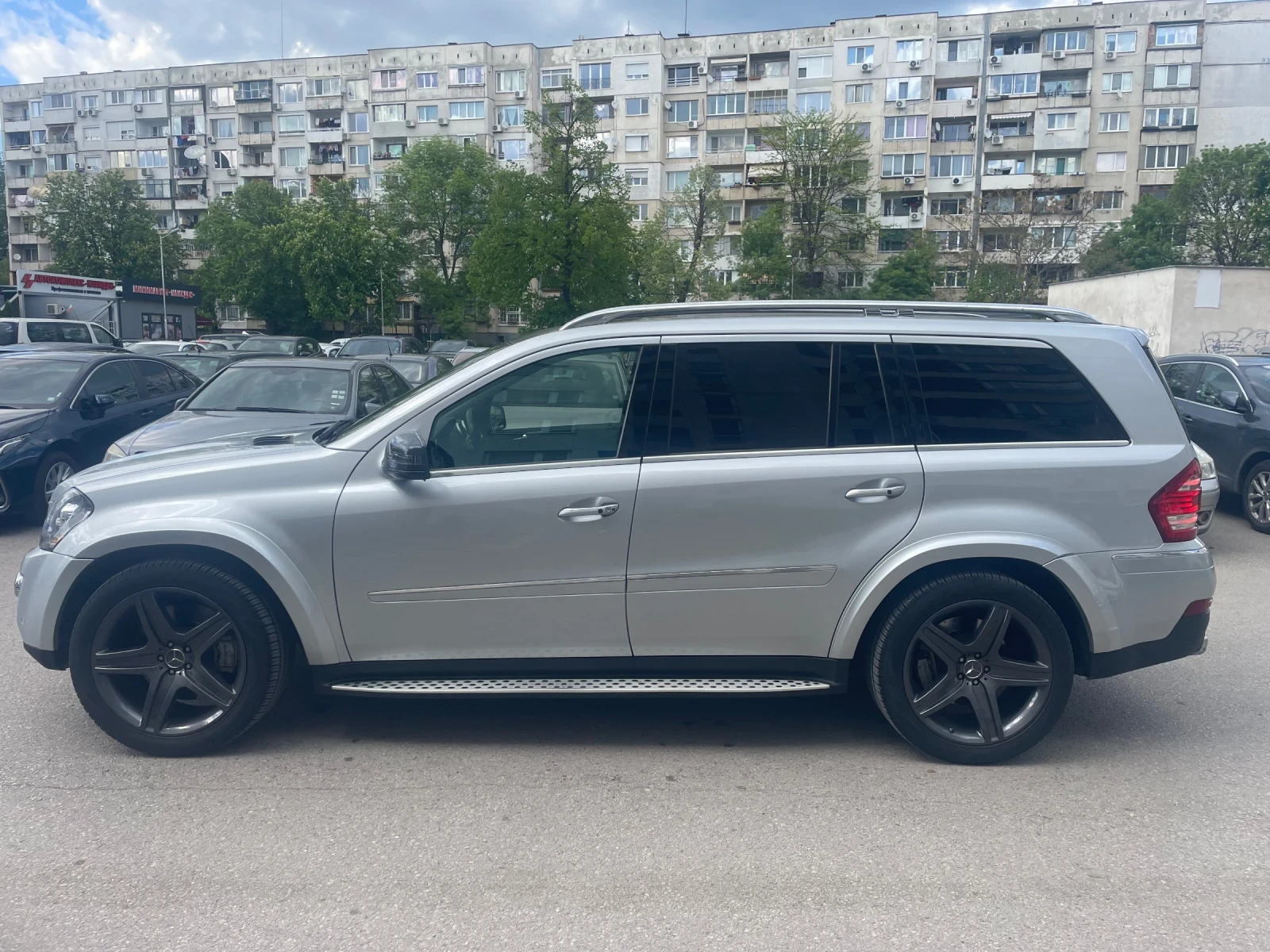 Mercedes-Benz GL 450 4 Matic 🔝 LPG AMG пакет, снимка 7 - Автомобили и джипове - 54421598