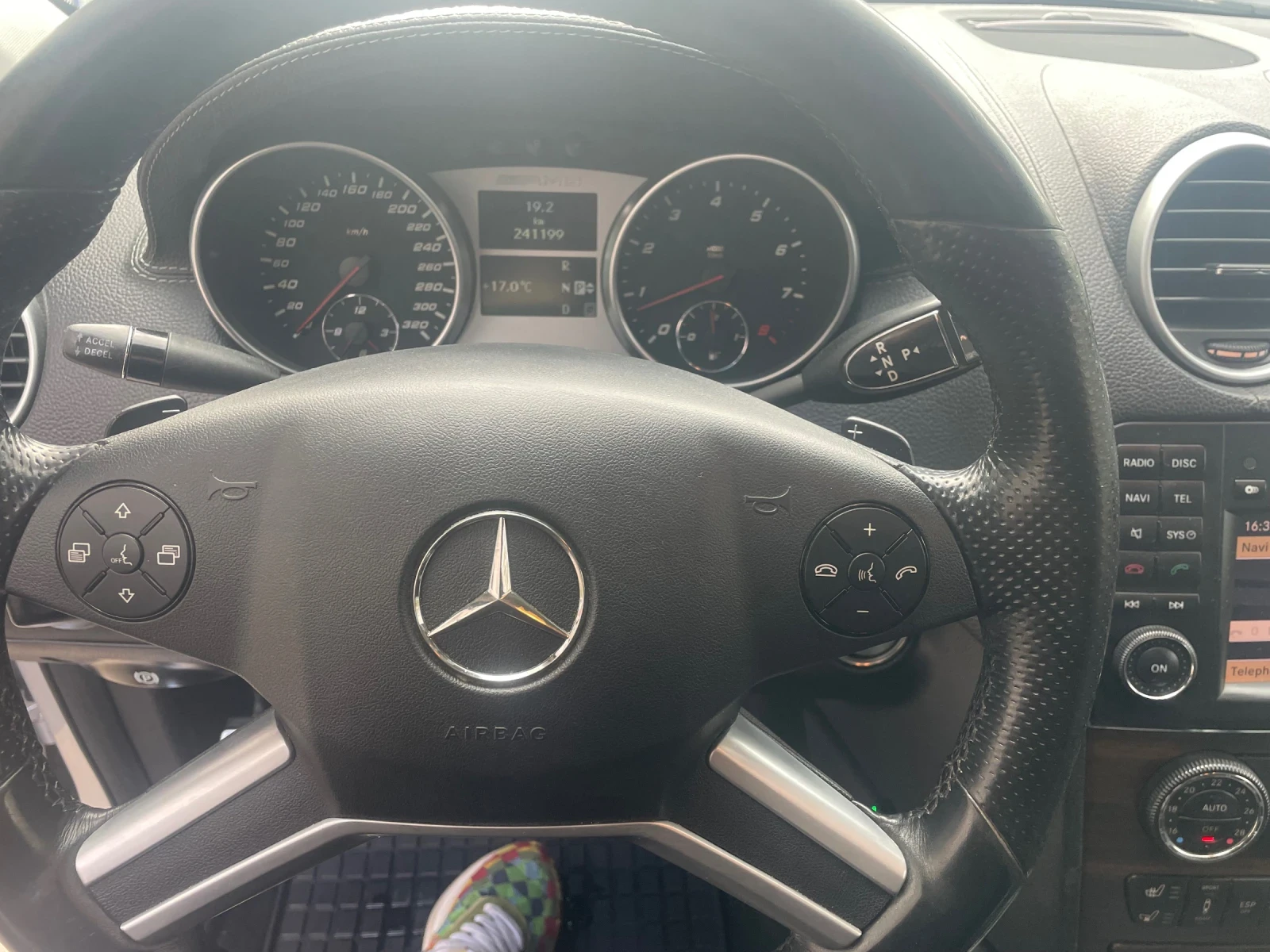 Mercedes-Benz GL 450 4 Matic 🔝 LPG AMG пакет, снимка 14 - Автомобили и джипове - 54421598