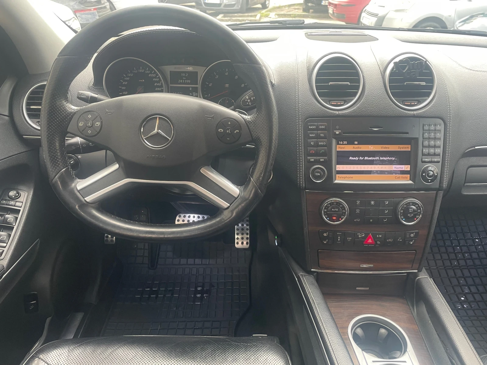 Mercedes-Benz GL 450 4 Matic 🔝 LPG AMG пакет, снимка 10 - Автомобили и джипове - 54421598