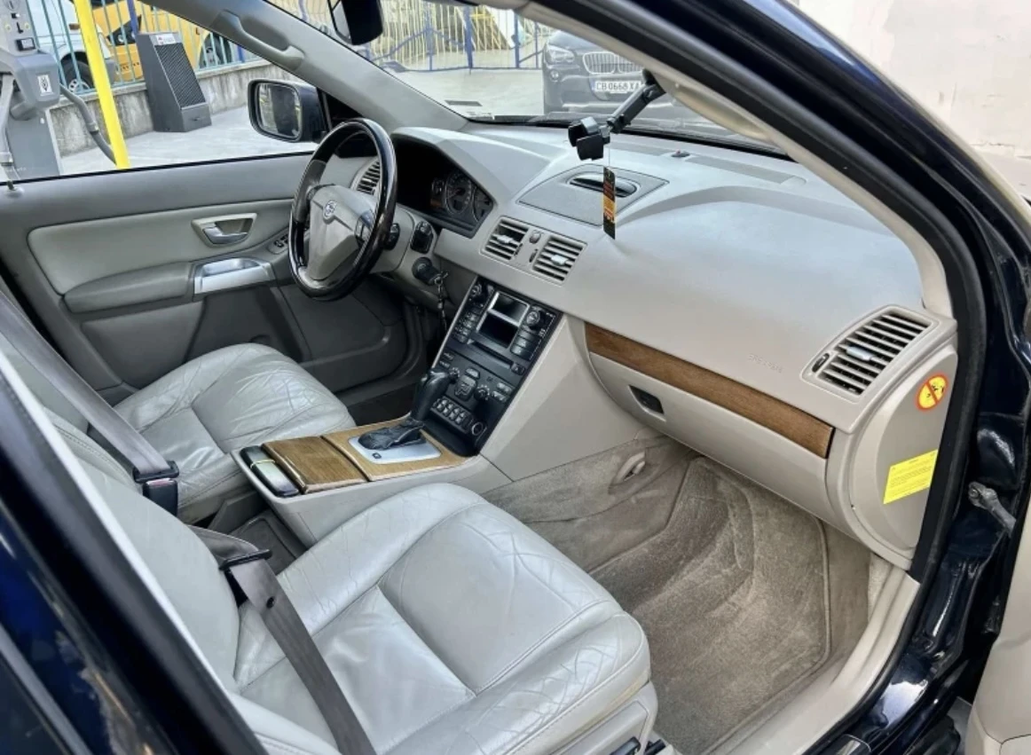 Volvo Xc90 2.5 T 6+ 1, снимка 6 - Автомобили и джипове - 54435557