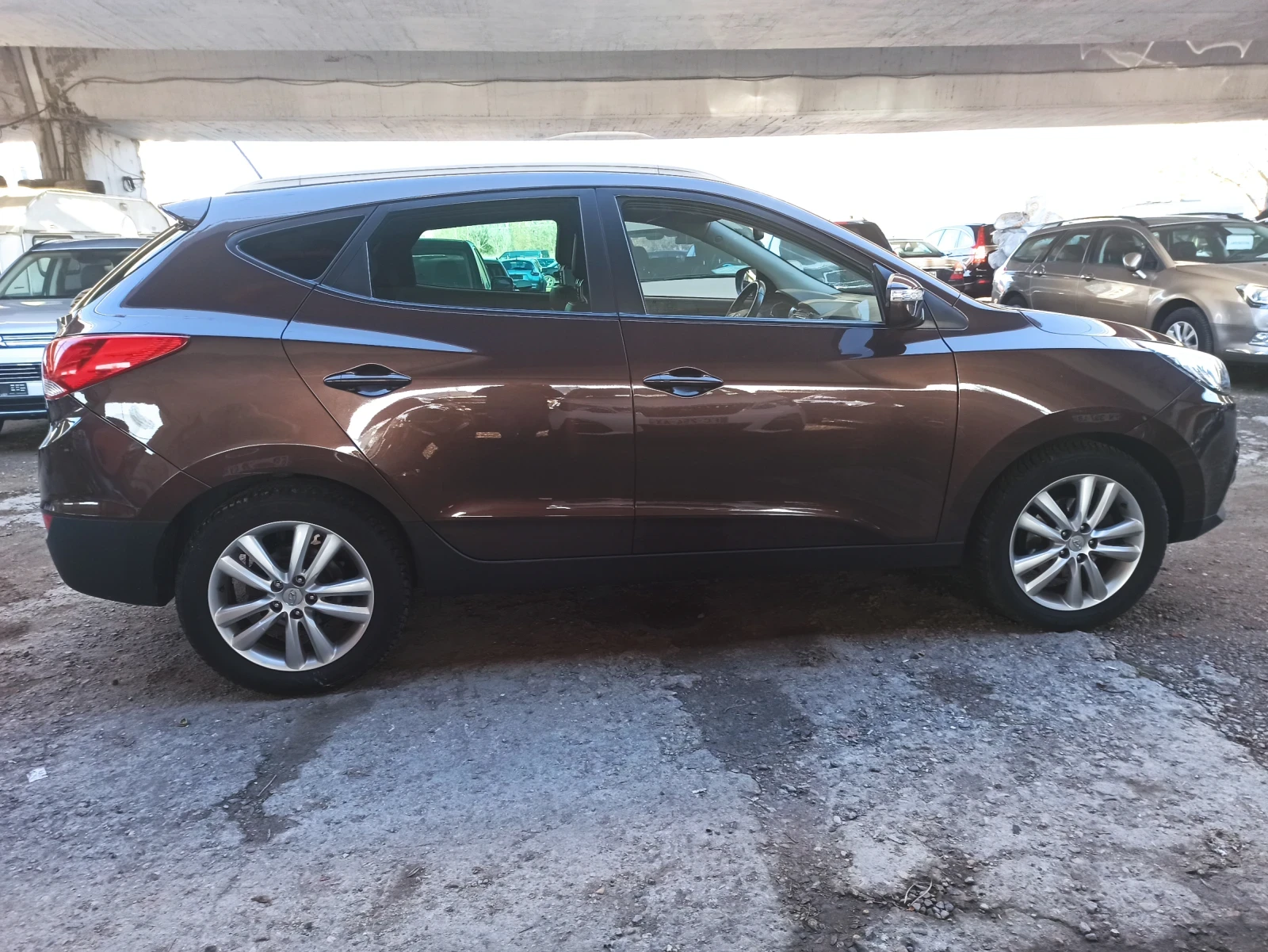 Hyundai IX35 NAVI, KAMERA, PANORAMA , снимка 4 - Автомобили и джипове - 54691619