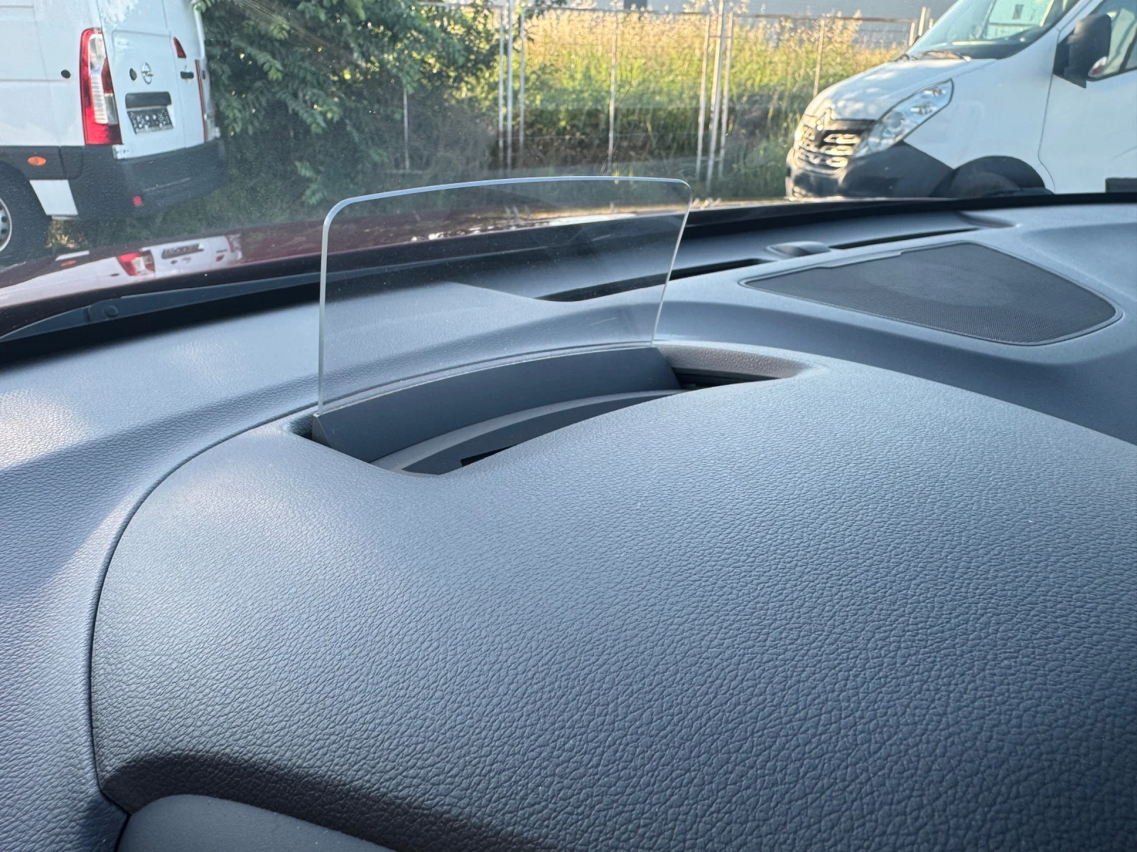 Hyundai Kona Electric 64kWh 100%SoH Термопомпа Сервизна История, снимка 15 - Автомобили и джипове - 54919538
