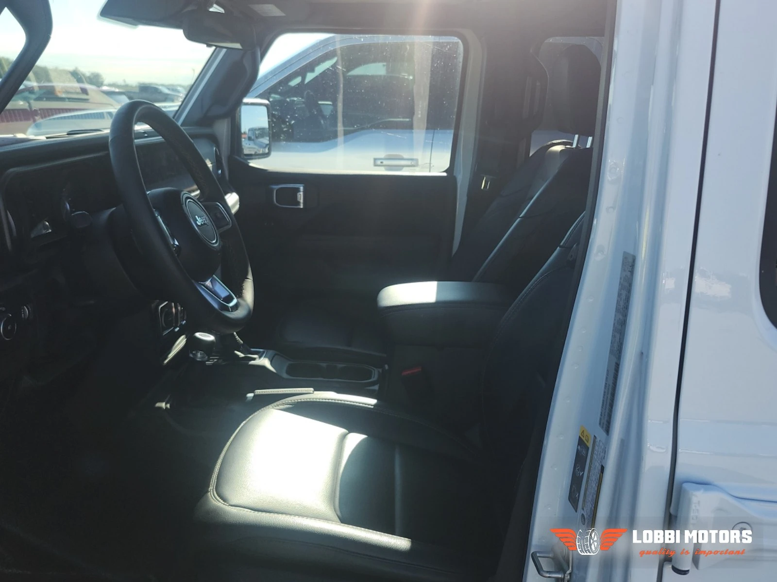 Jeep Wrangler, снимка 3 - Автомобили и джипове - 56102660