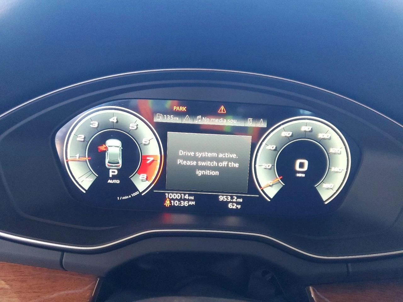 Audi Q5 PREMIUM PLUS - DISTRONIC - ПОДГРЕВИ , снимка 9 - Автомобили и джипове - 56626721