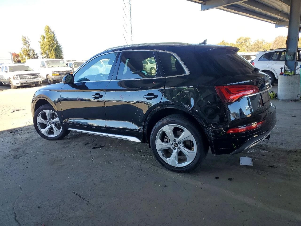 Audi Q5 PREMIUM PLUS - DISTRONIC - ПОДГРЕВИ , снимка 4 - Автомобили и джипове - 56626721