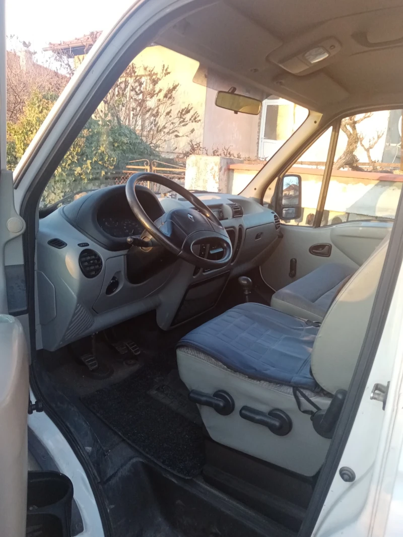 Renault Master, снимка 8 - Бусове и автобуси - 48496787