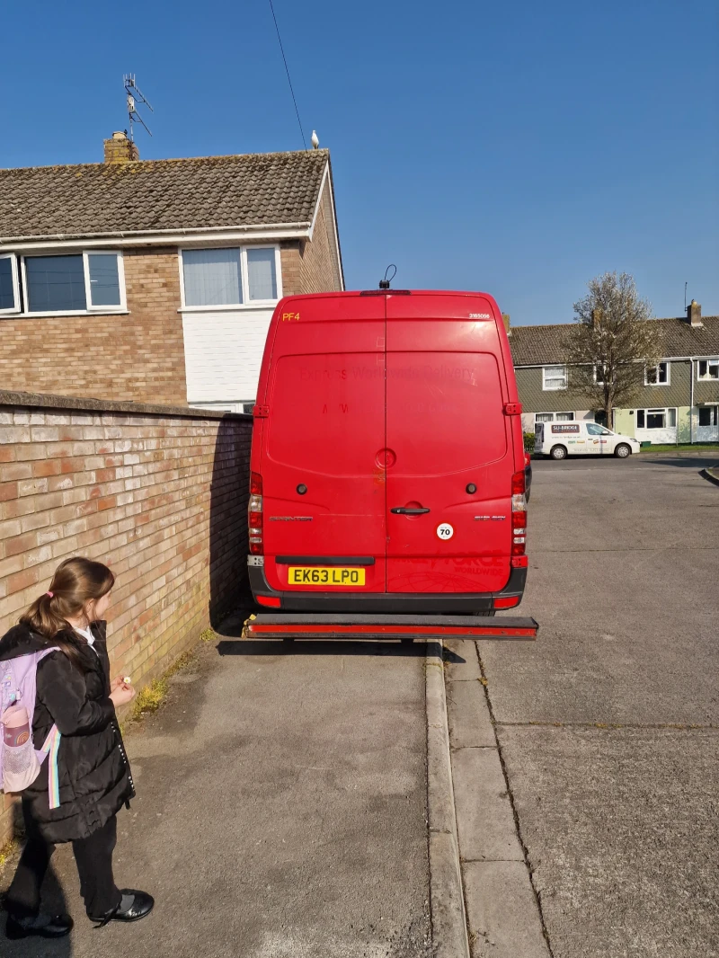 Mercedes-Benz Sprinter 310, снимка 4 - Бусове и автобуси - 52192246