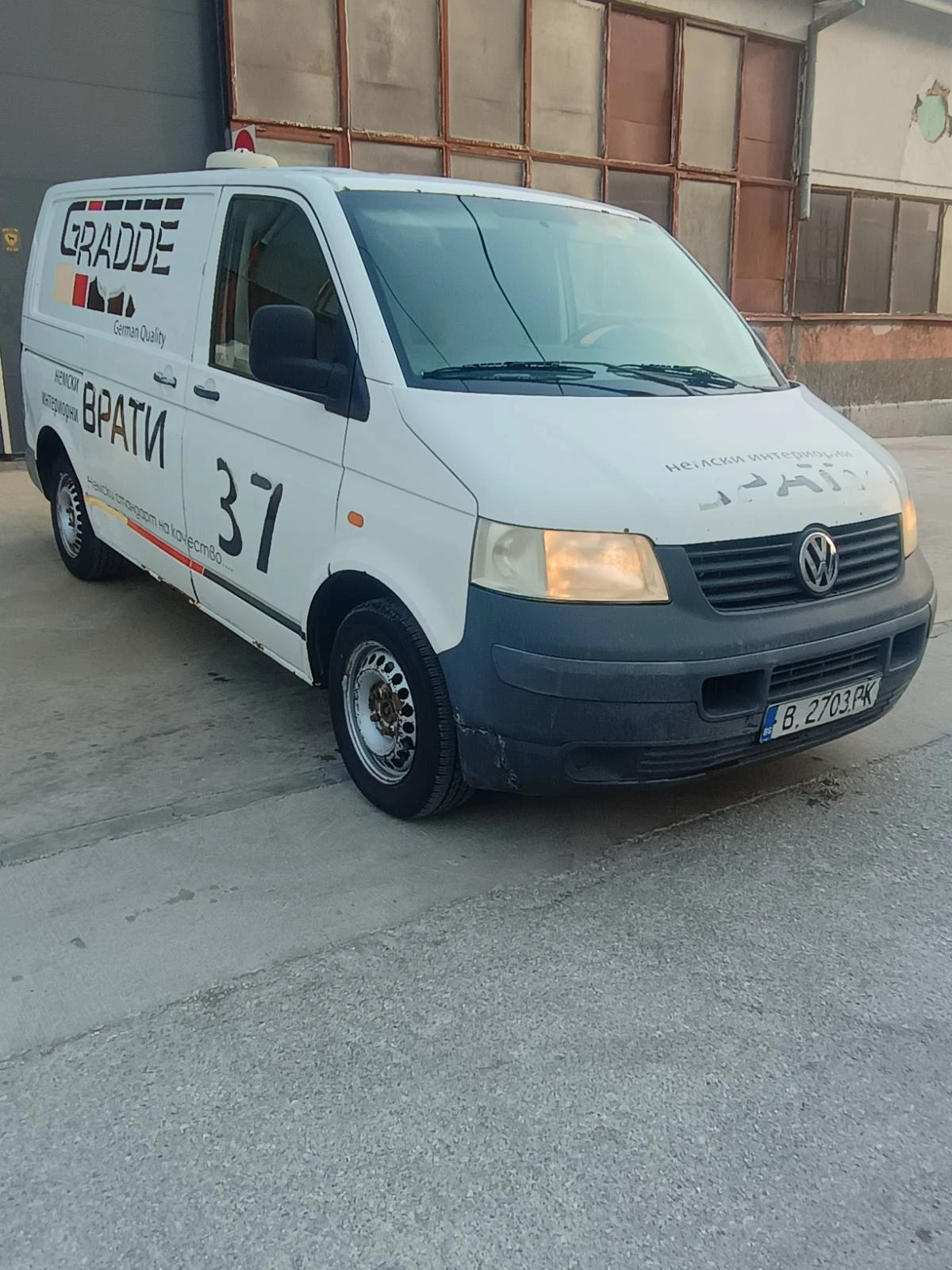 VW Transporter, снимка 5 - Бусове и автобуси - 56070532