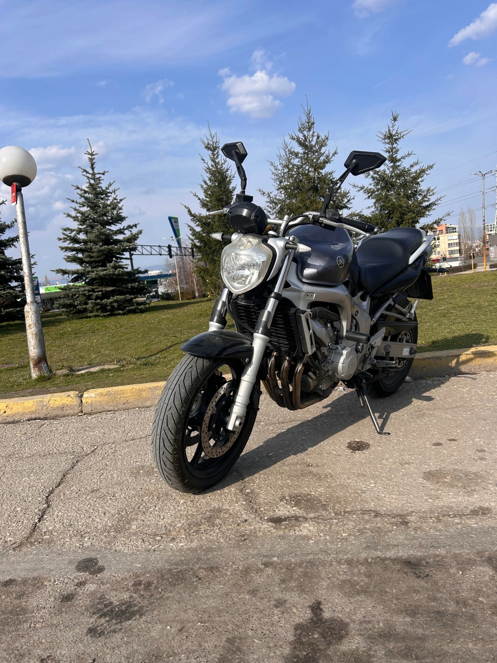 Yamaha FZ6