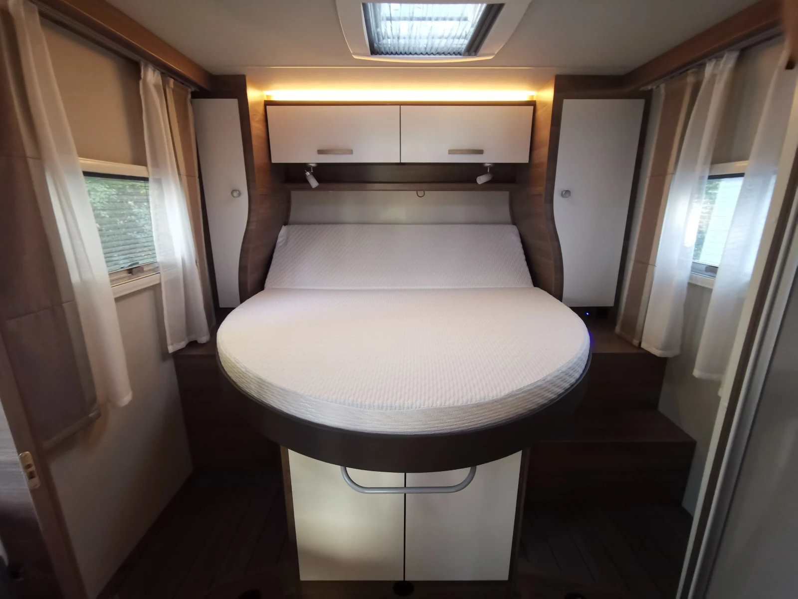 Кемпер Knaus Live Wave 650 MX - изображение 6