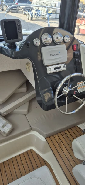 Моторна яхта Quicksilver 605 PILOTHOUSE , снимка 2