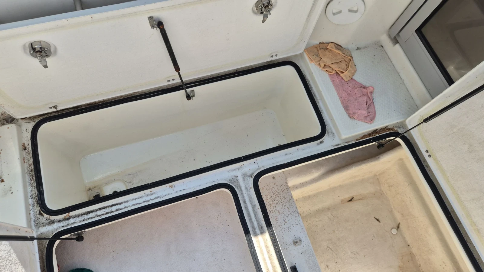 ������� ���� Quicksilver 605 PILOTHOUSE  | Mobile.bg � ����������� 12